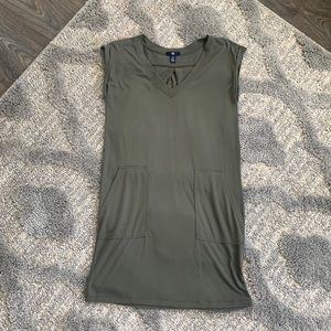 Gap dress with pockets